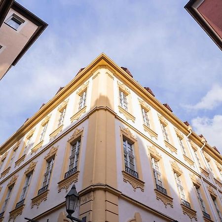 Barockes Wohnen Am Marktplatz-Stadtmitte Würzburg Esterno foto